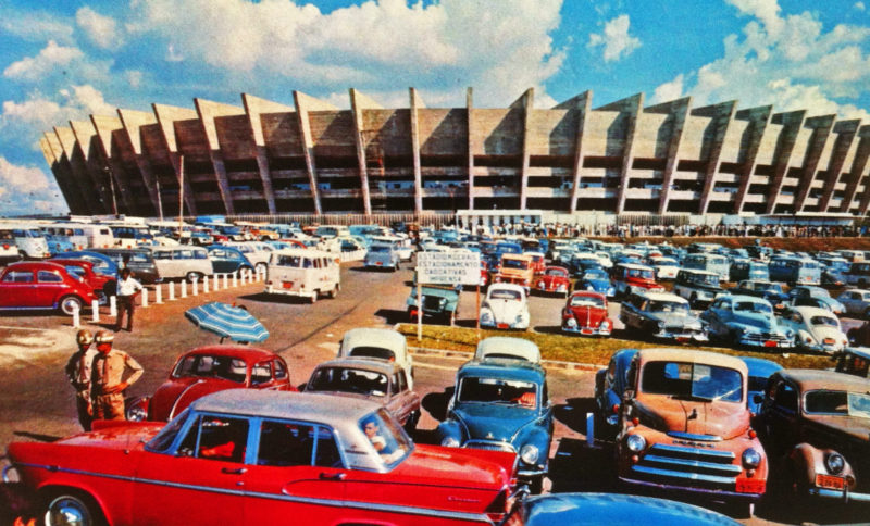 Estádio Governador Magalhães Pinto em Belo Horizonte: Estádio em 1965