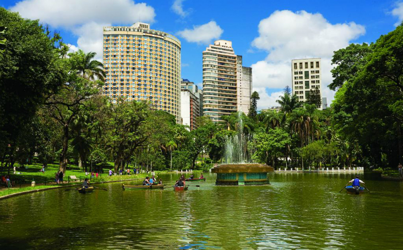  Parque Municipal Américo Renné Giannetti em Belo Horizonte